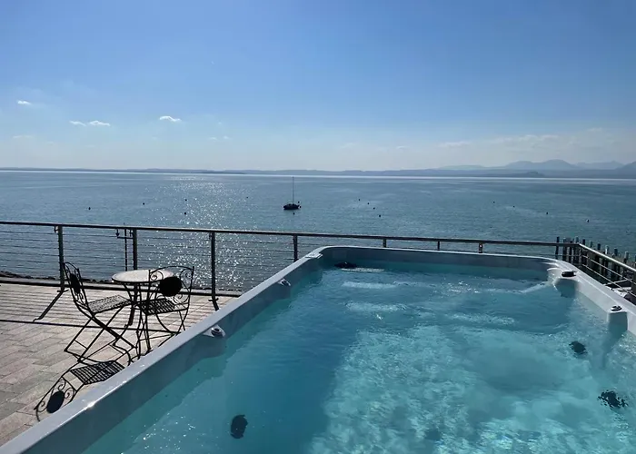 Luxury Apartment Bardolino